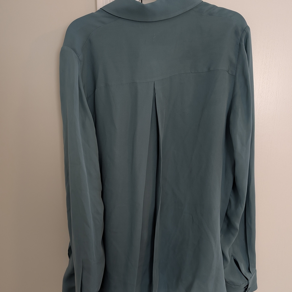 Vince 100% Silk Dusty Blue Button Down Top - Picture 2 of 6